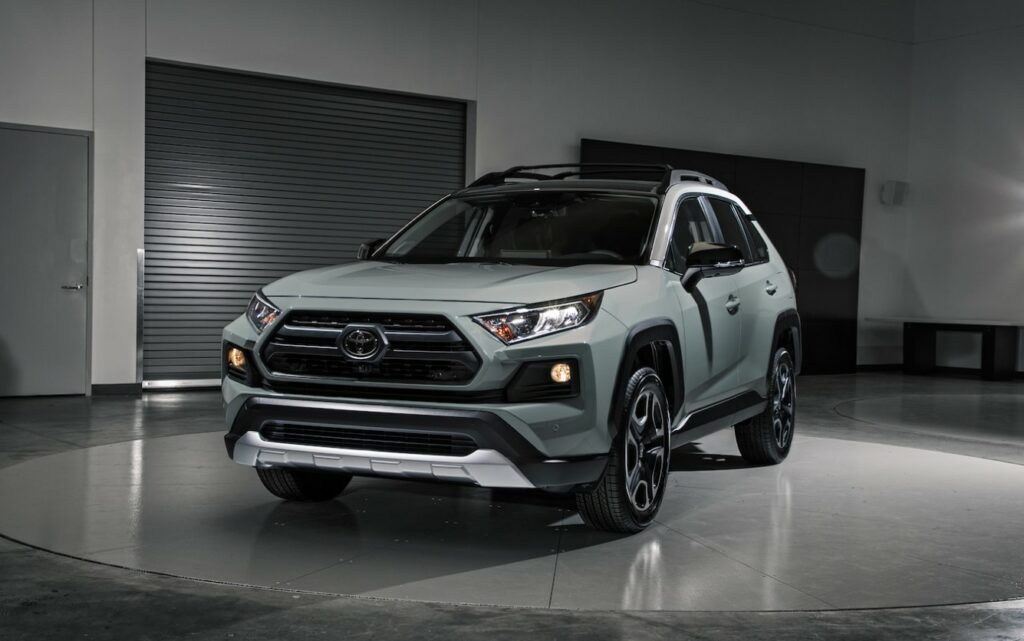 2025 Toyota RAV4 Exterior