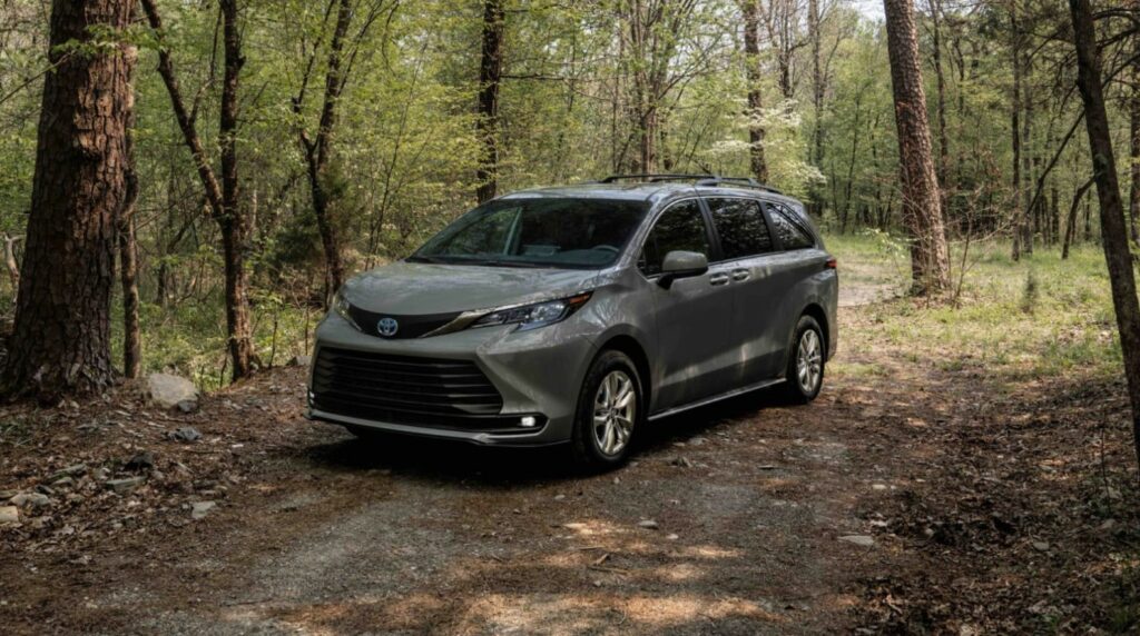 2025 Toyota Sienna Exterior