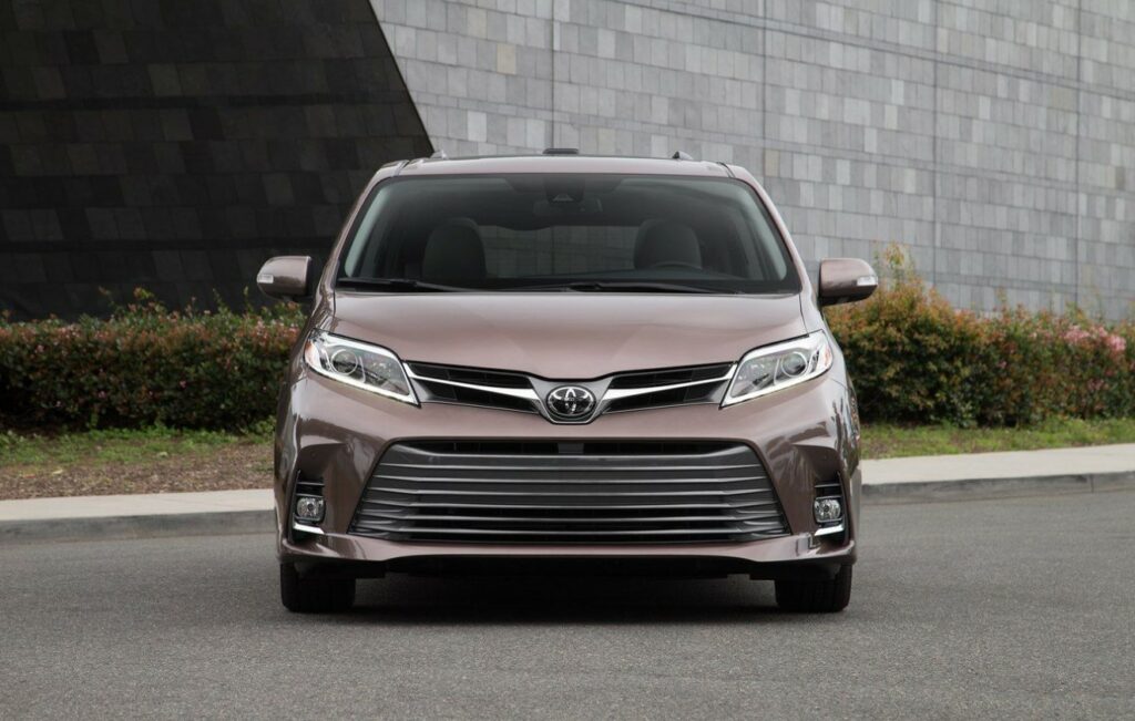 2025 Toyota Sienna Exterior